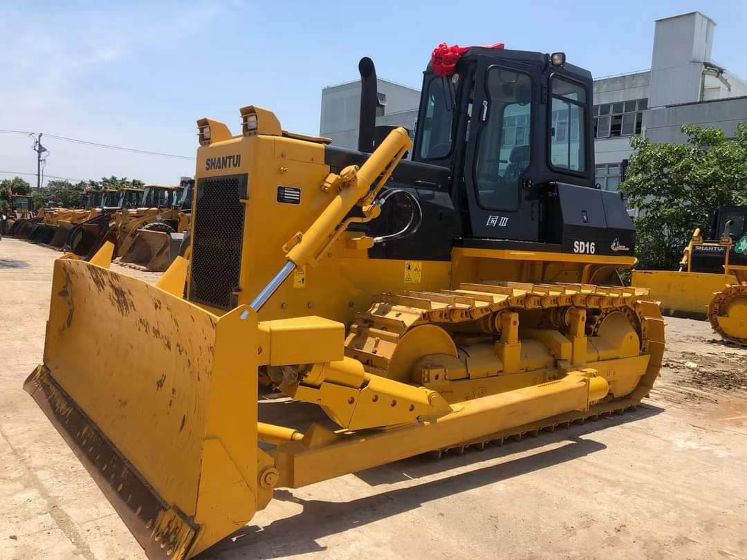 SHANTUI Bulldozer 160 hp Forest Log Type Crawler Dozer SD16 D16 Cheap Price for Sale