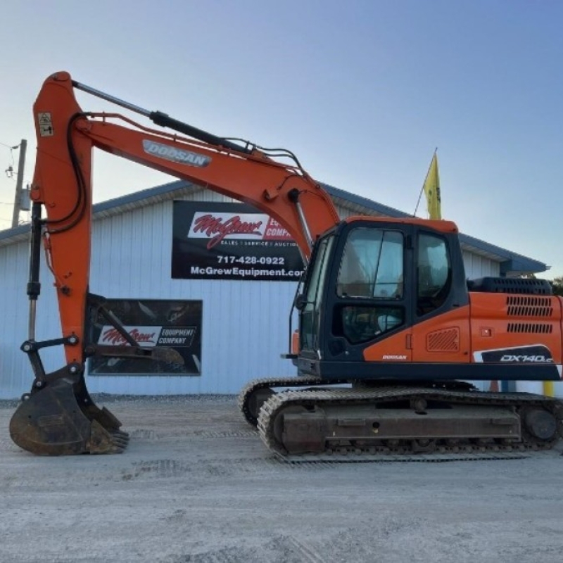 Used Doosan DX140LC Ground Digging Machine 2nd Hand Diggers Excavator