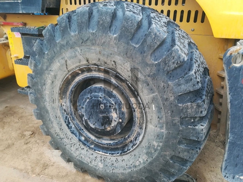 Shantui SR26M-3 26 Ton Vibratory Road Roller 140KW Weichai Engine