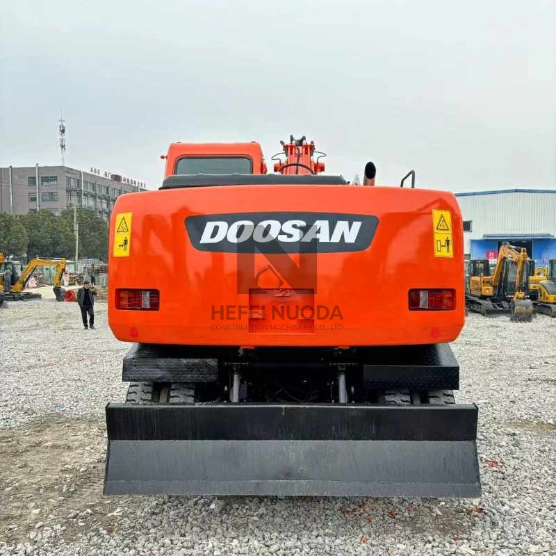 Doosan used 15ton DX150W-9C medium size hydraulic excavator