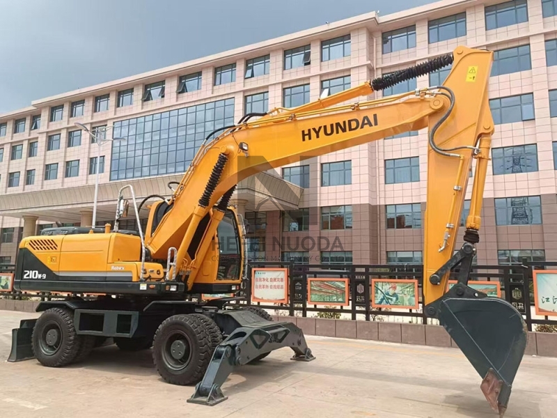 Mining Used Hyundai 210W-9 Wheel Digger For Sale Price Second Hand Excavator