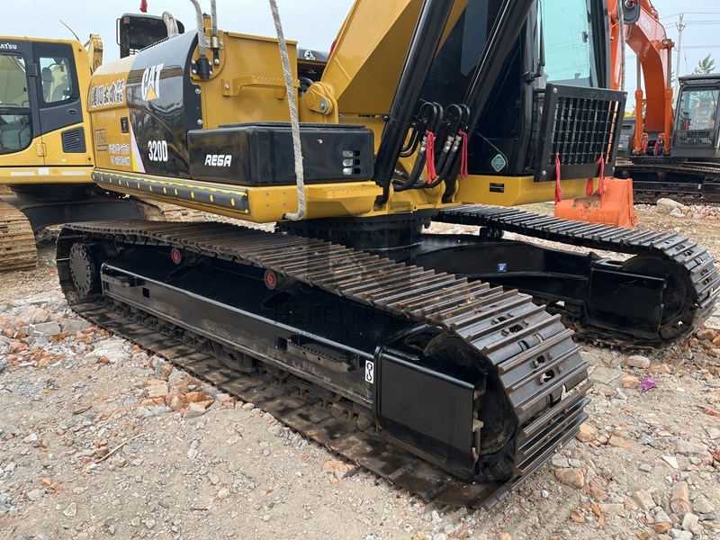 20 Ton Used CAT Excavator 320D Repossessed Earthmoving Equipment