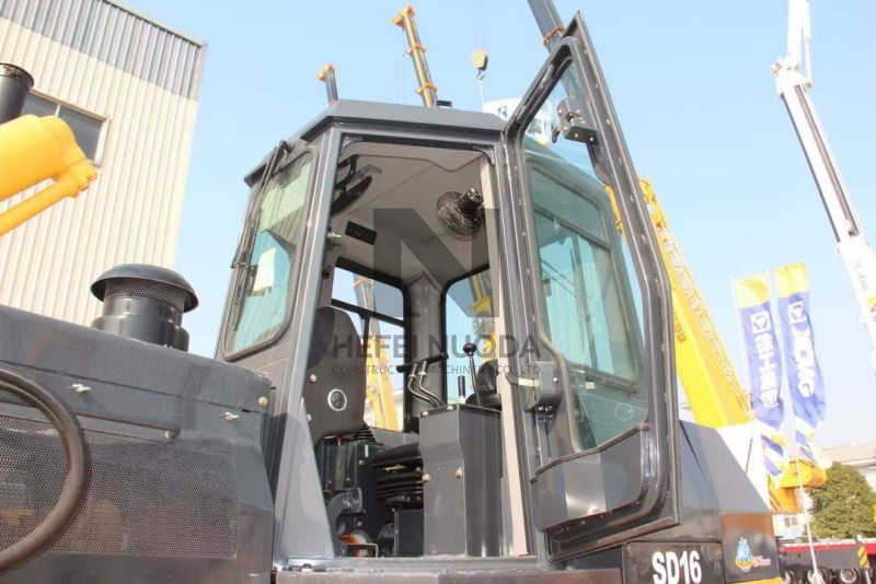 SHANTUI Bulldozer 160 hp Forest Log Type Crawler Dozer SD16 D16 Cheap Price for Sale