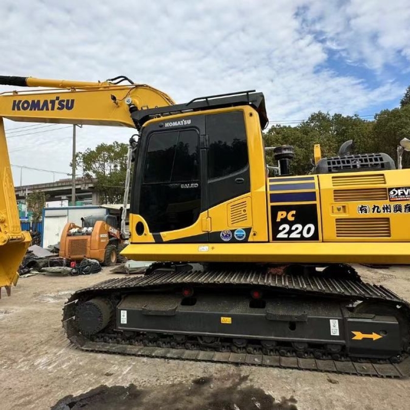 22Ton Used Crawler Excavator Komatsu PC220-8 Secondhand Construction Machinery
