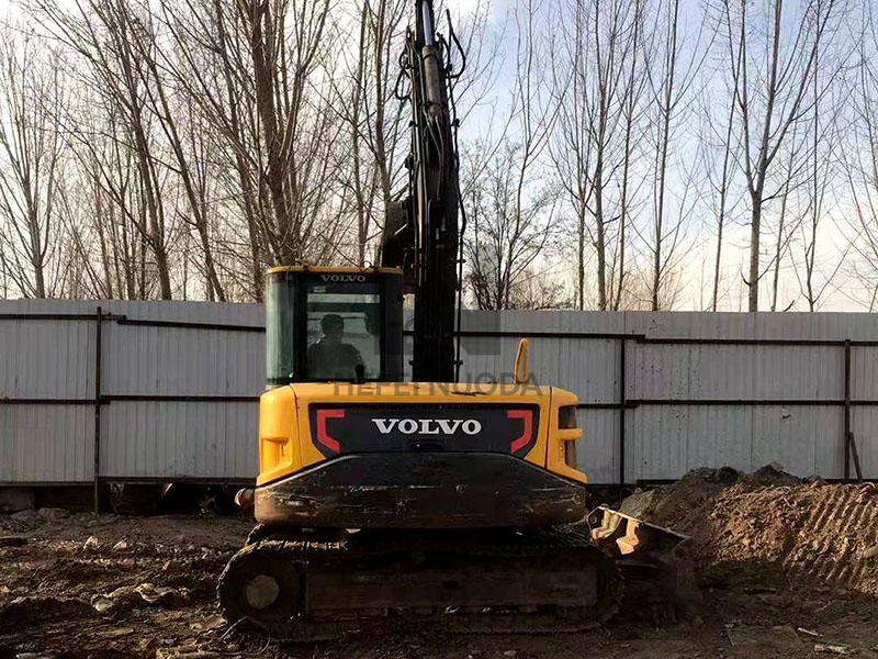 Volvo crawler EC80D used excavator for sale in China