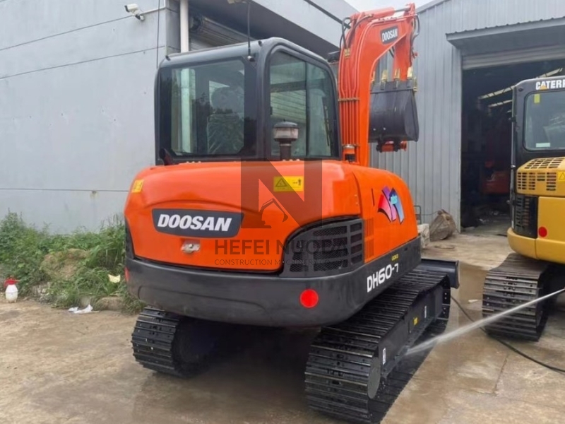 Korea Small Used Doosan Excavator DH60-7 5550KG For Agricultural