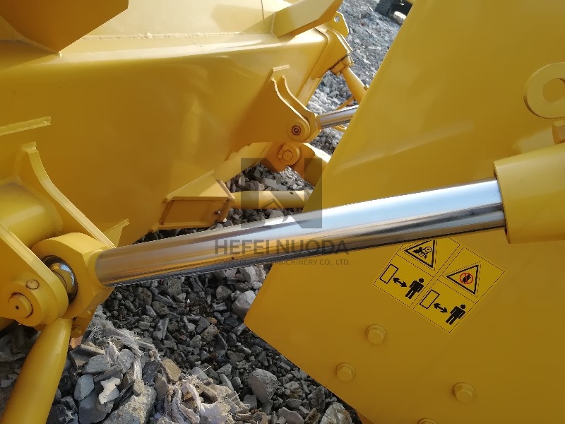 Top Quality ZOOMLION Bulldozer ZD160-3 Crawler Bulldozer for Earthmoving