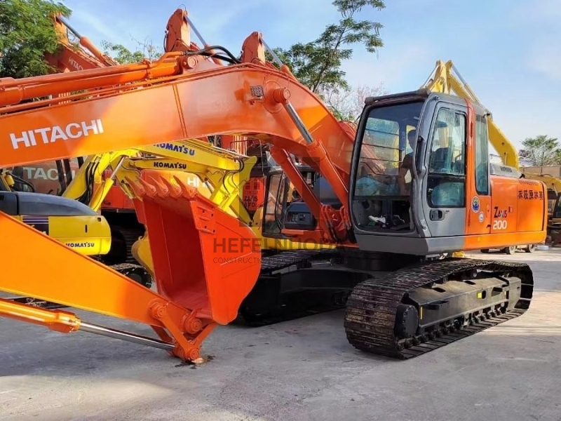 Hitachi Zx200 2nd Hand Excavator 20 Ton Repossessed Construction Digger Machine