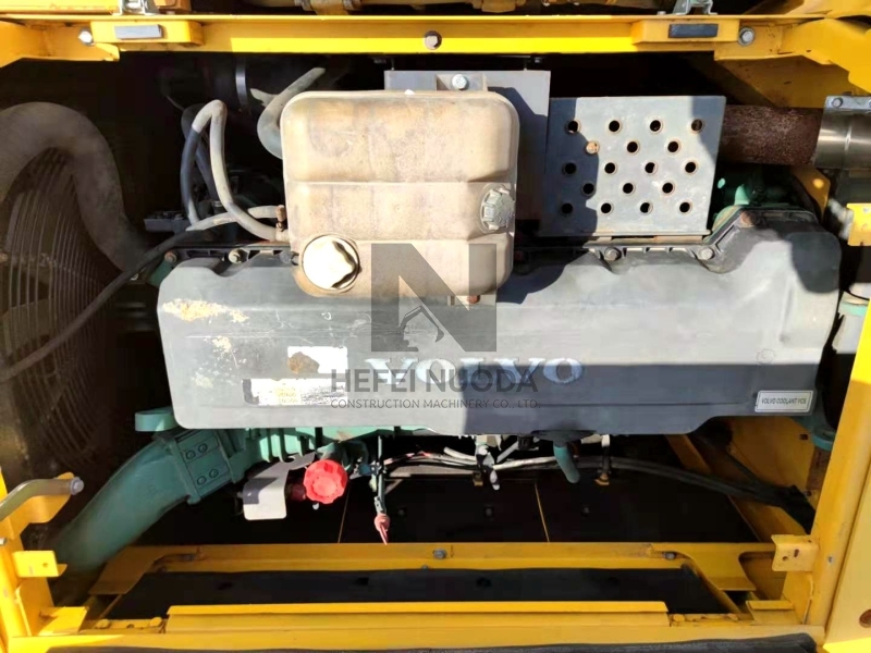 Used Volvo EC380D excavator used machinery used excavator 138KW 25tons 2m3 for sale