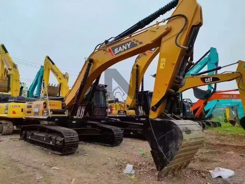 Bucket Rod Digging Force 180kN SANY 365H Used Crawler Excavator Engine Cooled to 50℃ in Desert Test