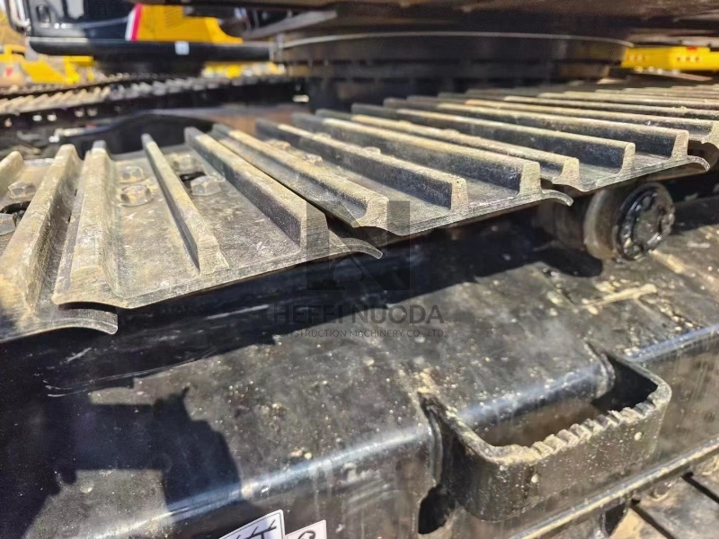 Sany SY235C MEDIUM 23.5t Hydraulic Crawler Excavator Second Hand Used Wheel Excavator SY235 SY235C