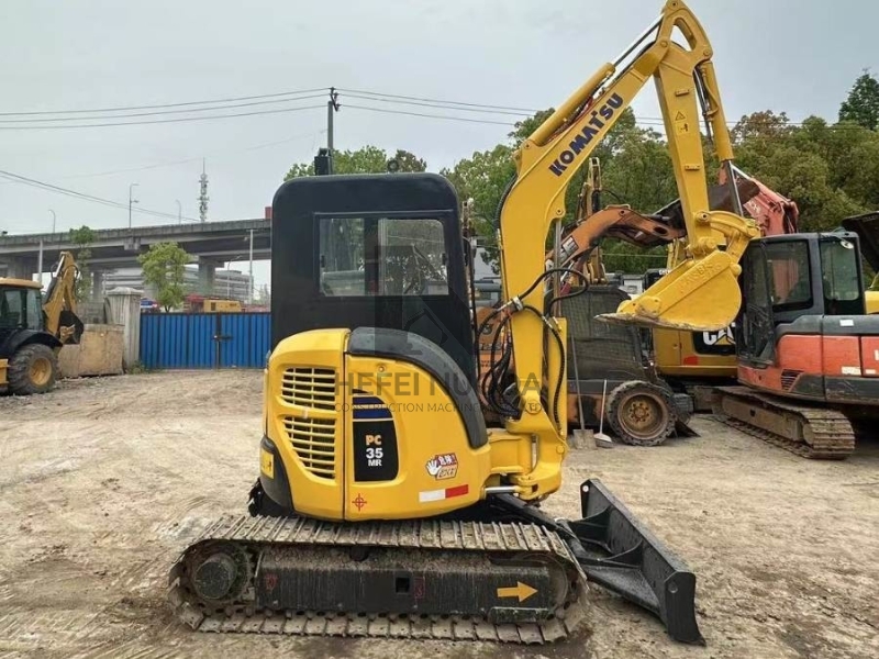 Japan Original PC35 Komatsu Used Equipment Secondhand Mini Excavator Crawler
