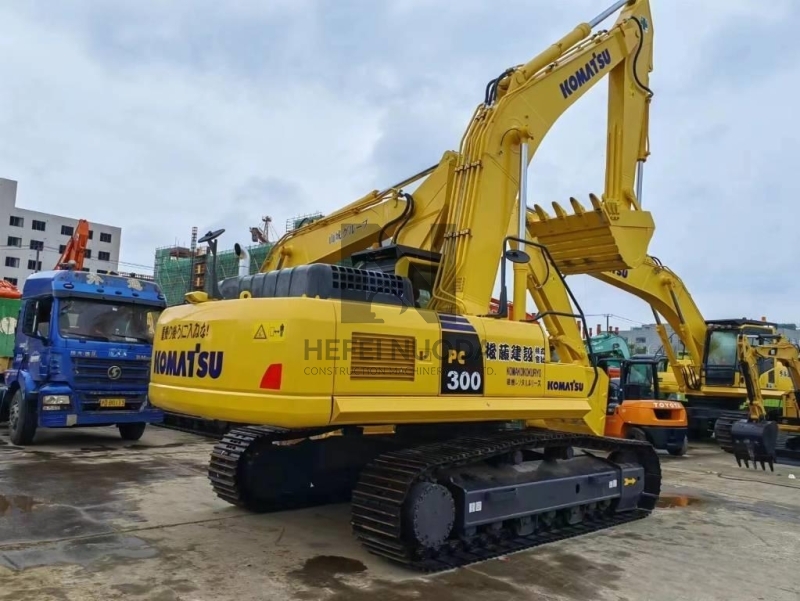 Used KOMATSU PC300-8 300-8 PC300 Excavators PC300-8N1 30 Ton Japan Original Diggers Cheap Price for Sale