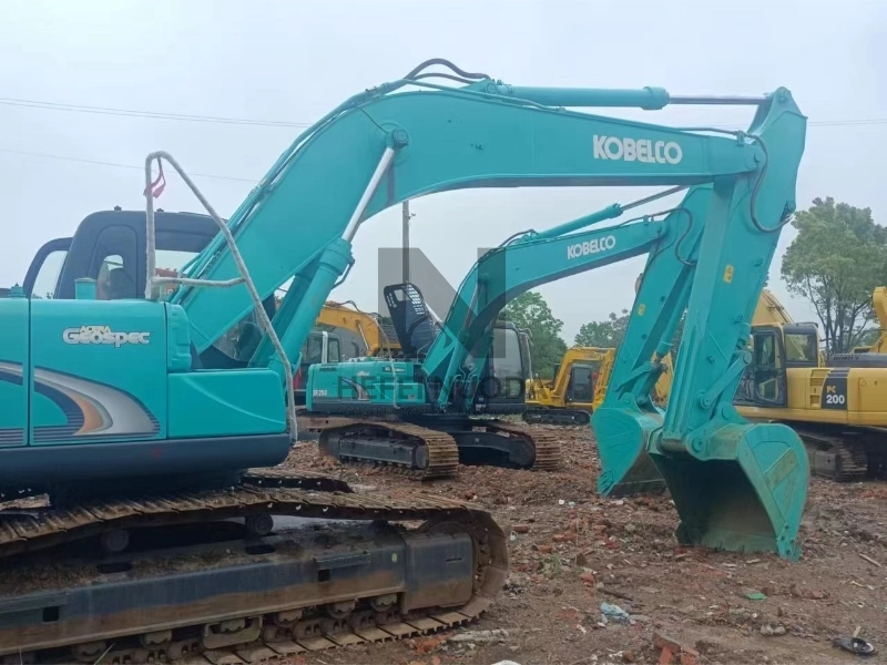 90 new Used Excavator Kobelco SK250 for sale