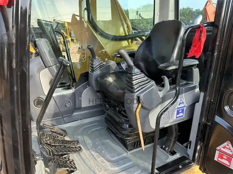 Used Caterpillar 330D2L Excavator