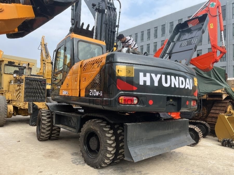21 Ton Hyundai R210w-9 Used Crawler Excavator Earth Moving Equipment Robex 210w