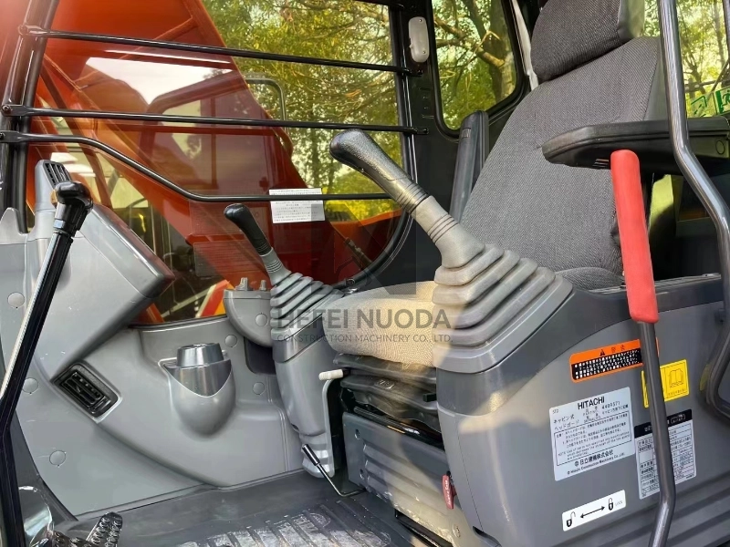 Original Japan Used Hitachi ZX120 Excavator Low Price Used Hitachi Excavator In Good Condition