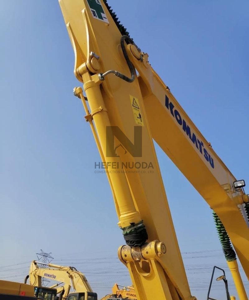 Used Excavators Komatsu PC200-8N1 Original Low Price Crawler Hydraulic Excavator Machinery Japanese Condition Hot Sale
