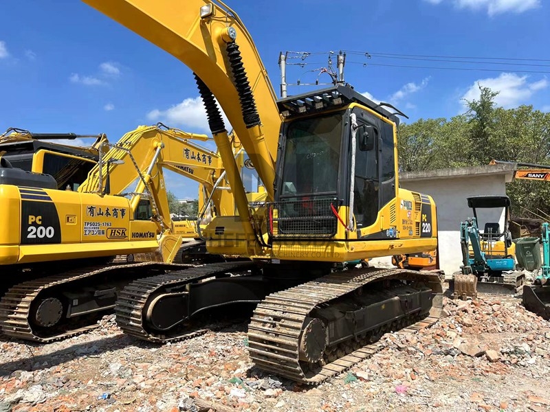 PC220-8 Used Komatsu Excavator 2022 Year Nearly New