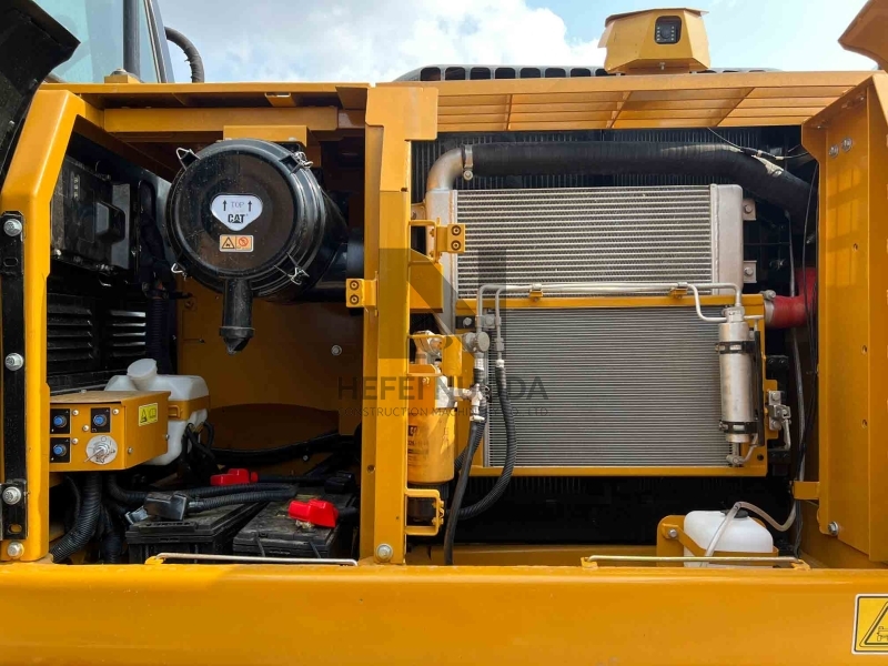 118KW Used Excavator Equipment Caterpillar 323D2 Hydraulic Crawler Excavators