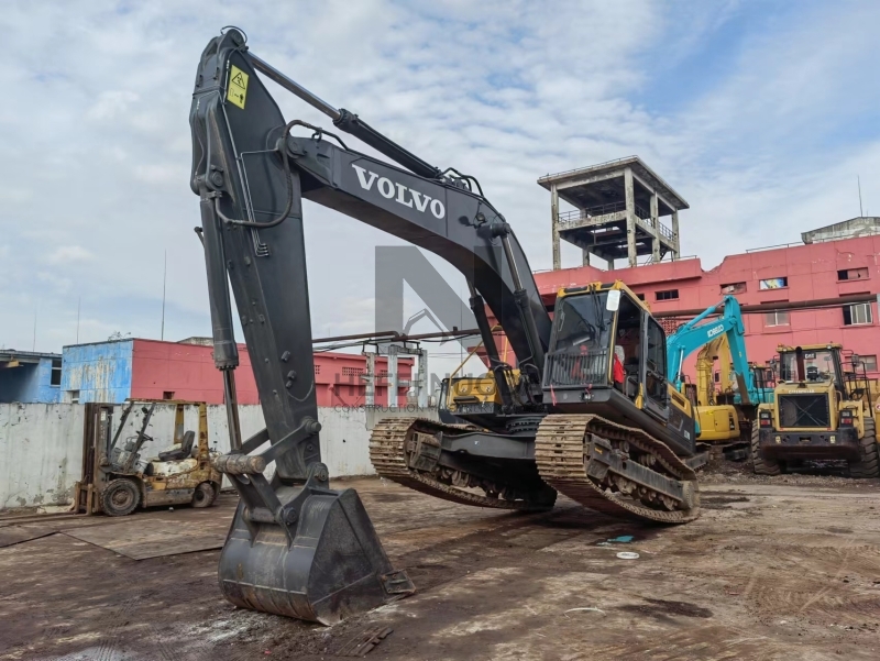 Volvo EC290B used heavy excavators crawler