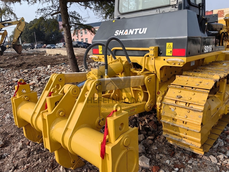 Used Shantui SD16 Bulldozer Heavy-Duty Construction Equipment