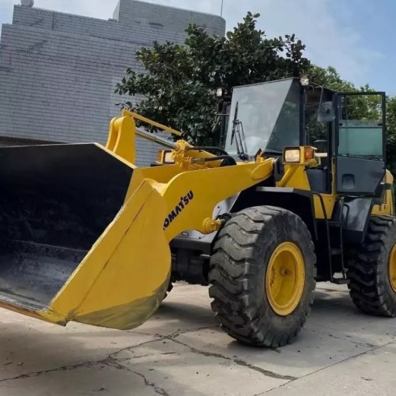 Komatsu WA320 Used Front Loader Wheel Loaders Construction Machinery 4000KG