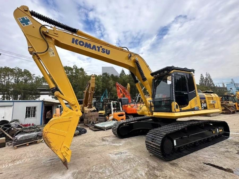 Midi Used Komatsu Excavator PC240-8 Urban Construction Machinery