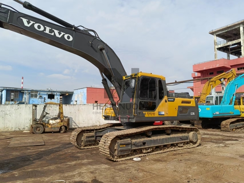 Volvo EC290B used heavy excavators crawler