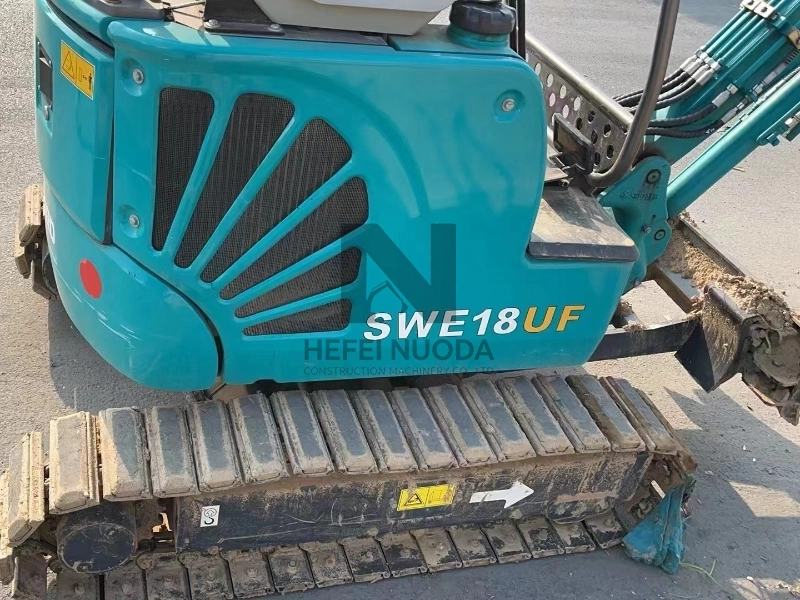 Fairly Used Power Operating Sunward Swe18uf Mini Excavator 1.8 Ton For Sale