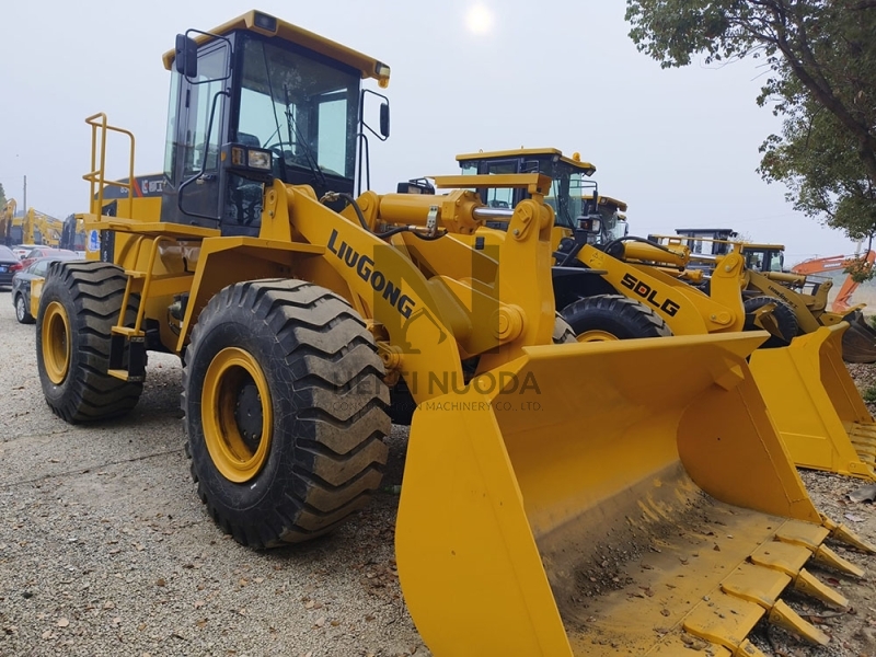 HIGH QUALITY and CHEAP PRICE  Used LiuGong 856 Wheel Loader for sale