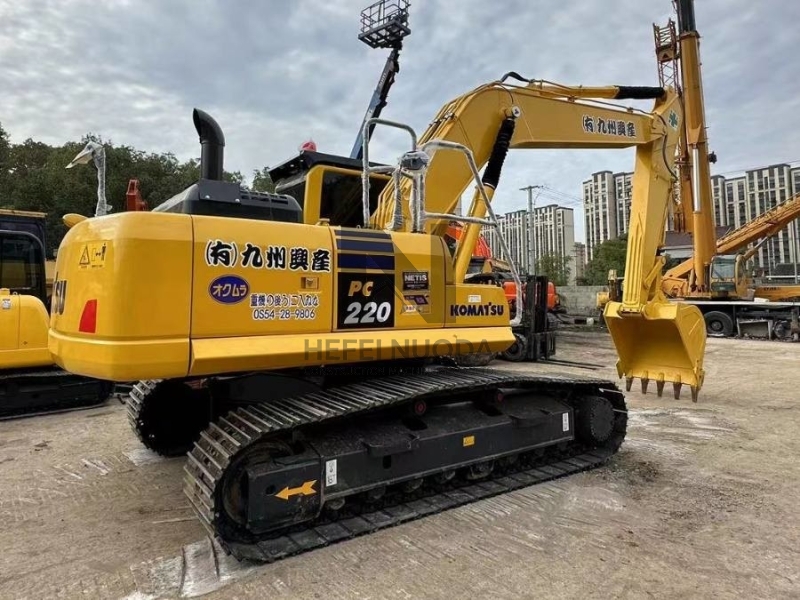 22Ton Used Crawler Excavator Komatsu PC220-8 Secondhand Construction Machinery