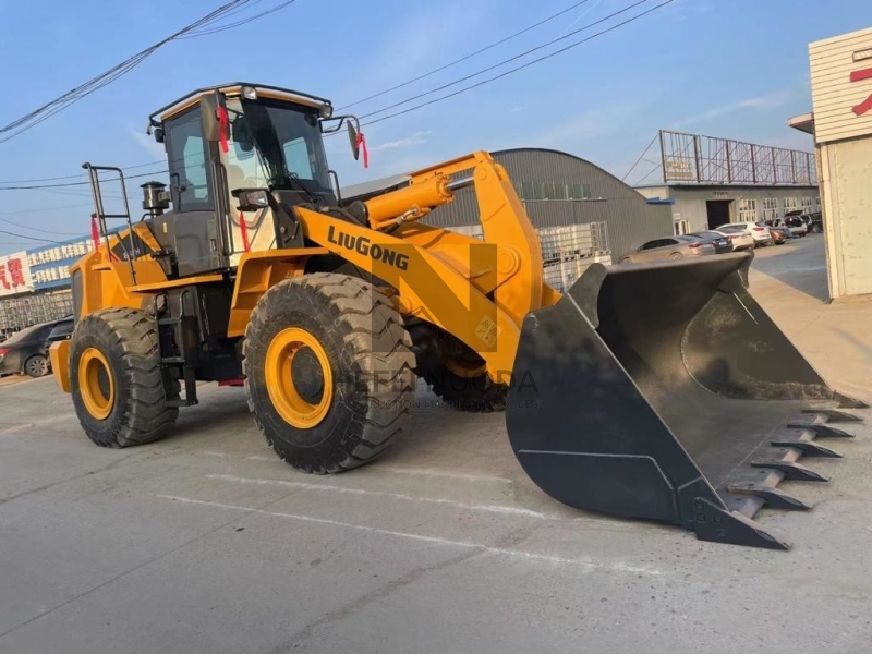 Medium LiuGong 856H Wheel Used Bucket Loaders Second Hand Earthmoving Machine
