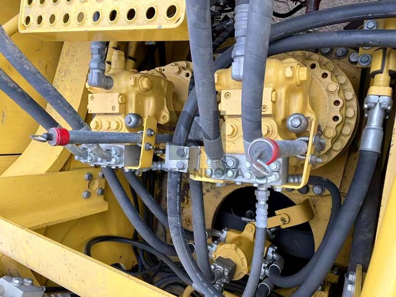 Efficient 65ton Excavator Used Komastu PC650 Heavy Construction Equipment for Sale