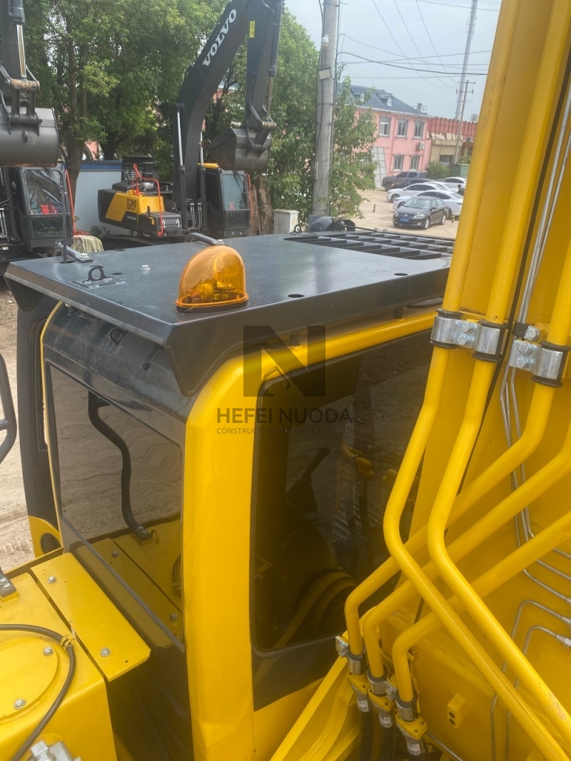 Original Earth Moving Machinery Komatsu PC400-8R Hydraulic Crawler 40T Komatsu PC400-8R Used Constrcuction Machinery
