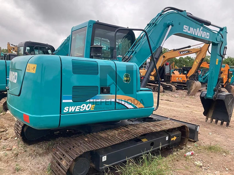 Used Excavators Sunwardd SWE90E for Sale in Shanghai Earthmoving Machinery Good Condition Low Hours
