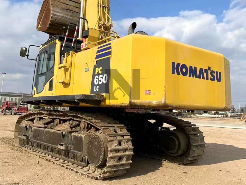 Efficient 65ton Excavator Used Komastu PC650 Heavy Construction Equipment for Sale