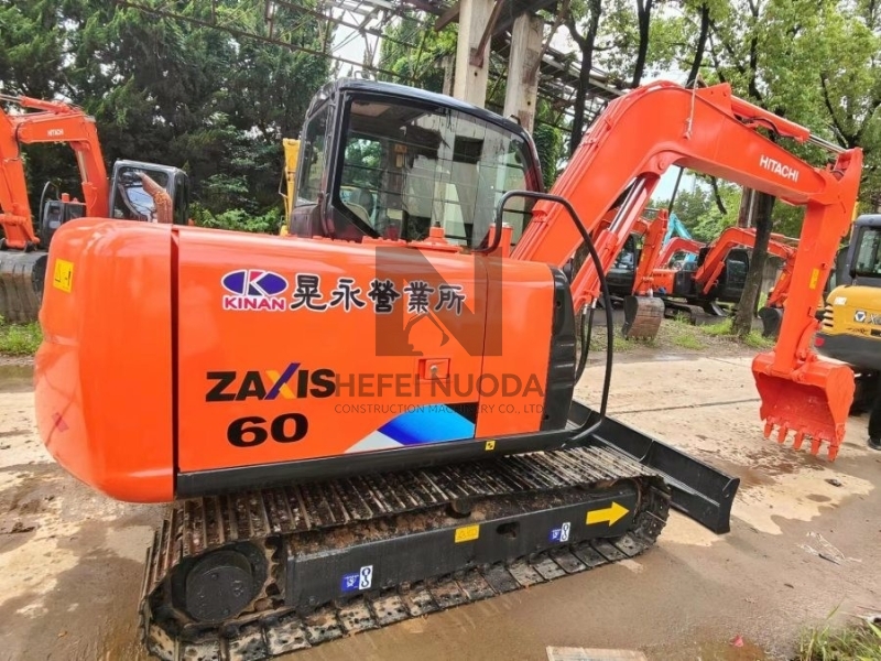 Used Compact Hydraulic Hitachi ZX60 Excavator 5850KG For Mining Construction 60