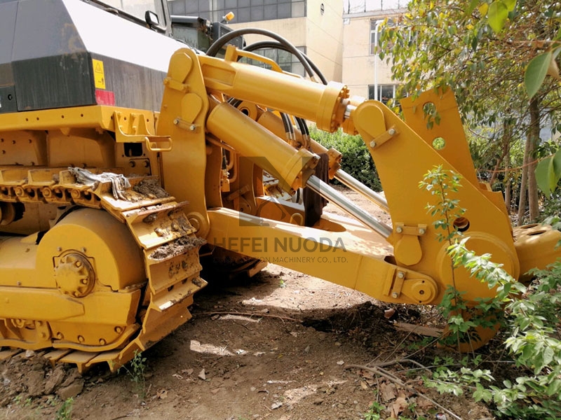 Shantui Sd32 Dozer Price Crawler Bulldozer with Ripper Bulldozer Factory Price