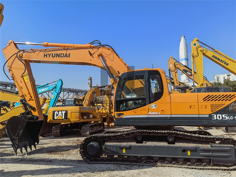 Cheap 30 ton used Hyundai 305 heavy duty excavator