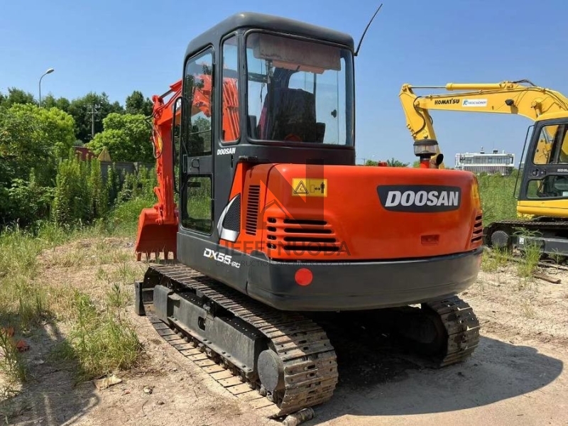 DX55-9C Original Korea Used Doosan Excavator Crawler Mini Digger 5 Ton