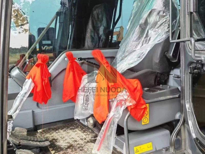 Used Digger on Sale Low Price Crawler Excavator Volvo EC140