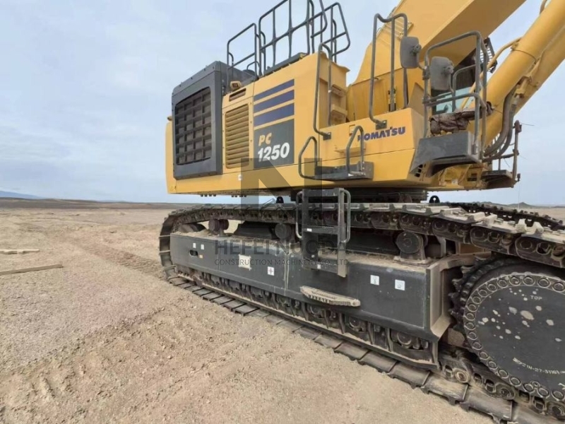 Hydraulic Used Komatsu Excavator PC1250 Crawler Large Digging Machine