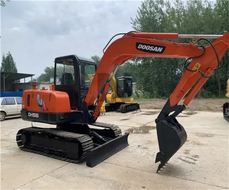 40.5KW Mini Used Excavator Doosan DH55 Second Hand Mini Digger