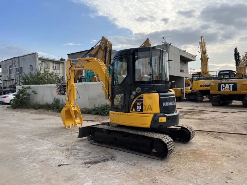 Used KOMATSU PC55MR Excavator 5 Ton Mini Crawler for Household Garden Digger Second-Hand Engine Motor Gear Available