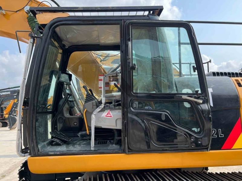 118KW Used Excavator Equipment Caterpillar 323D2 Hydraulic Crawler Excavators