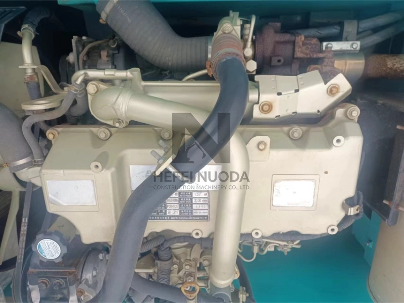 90 new Used Excavator Kobelco SK250 for sale