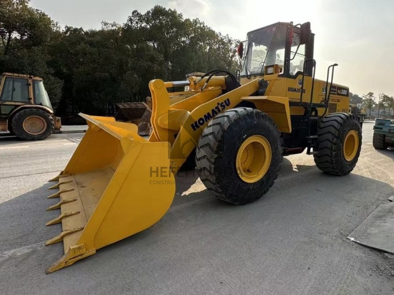 Small Komatsu WA380 Wheel Front Loader Used Japan Made Original