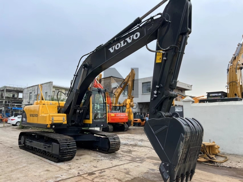 Used Volvo 210 Crawler Excavator Used excavator use machinery 107KW 21tons for sale