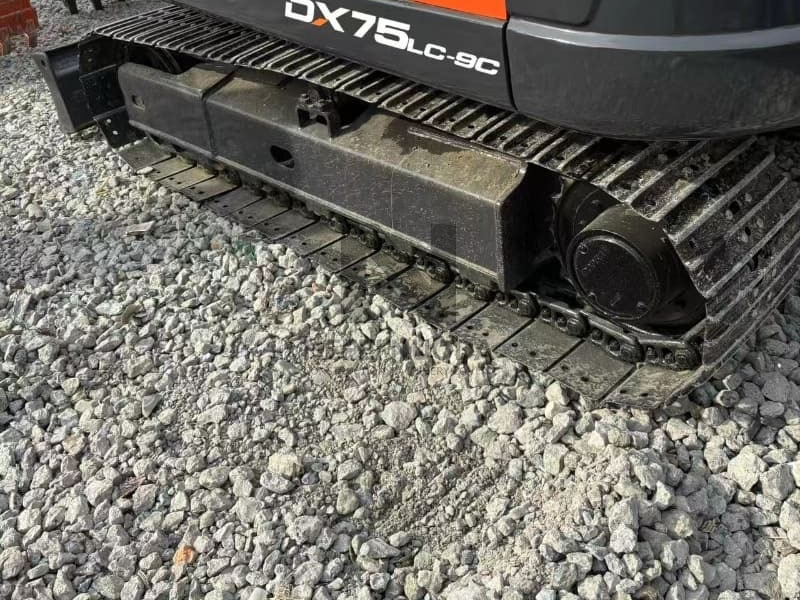 Powerful second-hand 7ton wheeled crawler DX75 excavator for sale